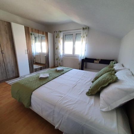 Апартаменты Apartman Laura Задар Экстерьер фото